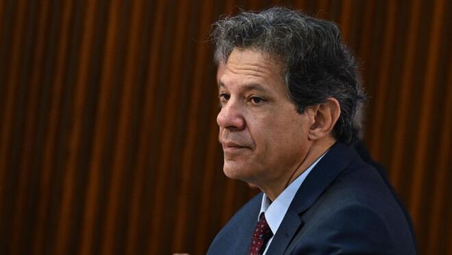 Haddad reconhece que arcabouço não se sustenta com aumento das despesas