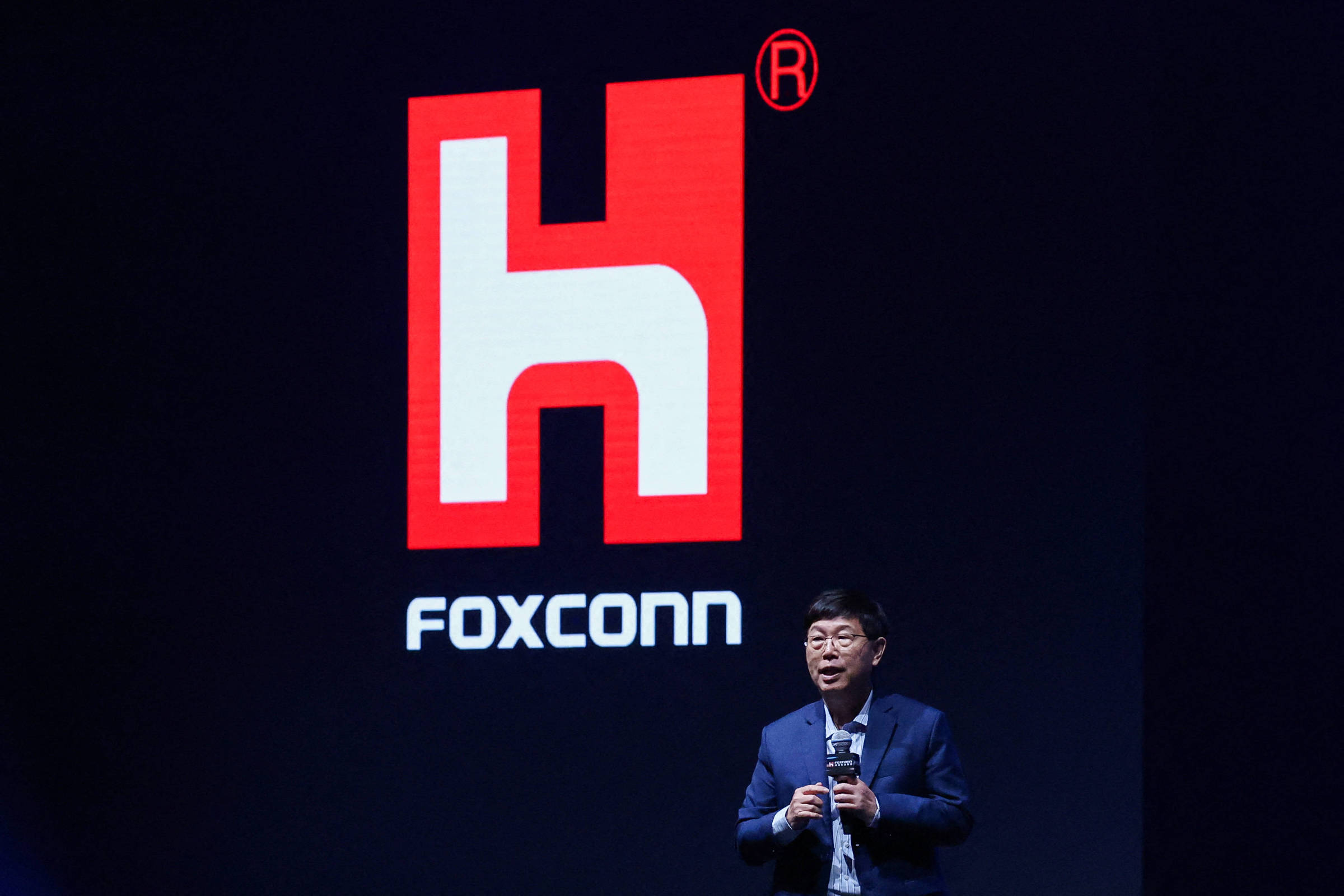 IA: Foxconn constrói maior fábrica para servidores – 08/10/2024 – Tec