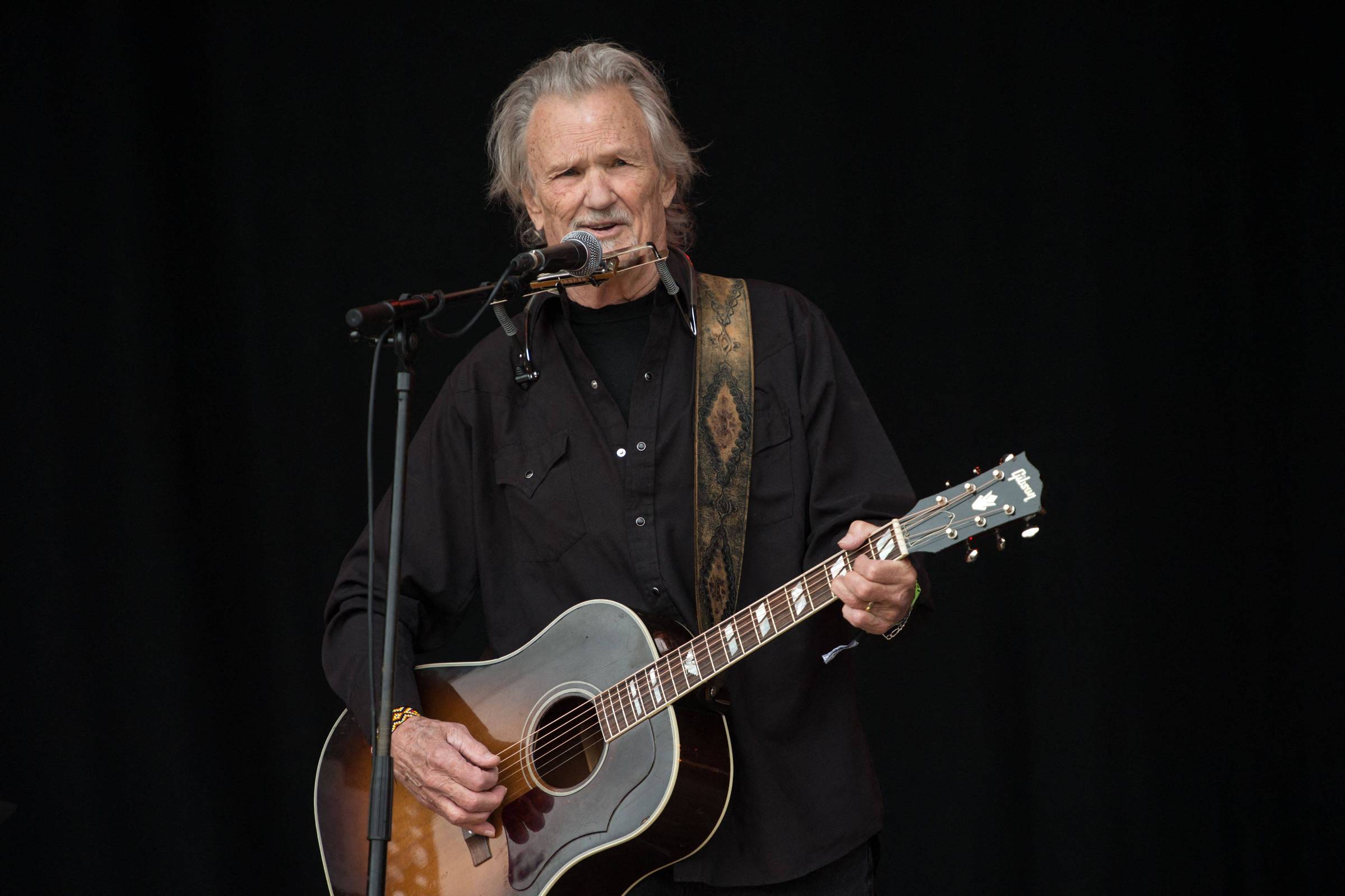 Kris Kristofferson é exemplo de valores – 27/10/2024 – Ronaldo Lemos