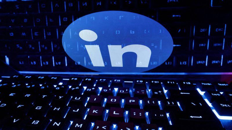 LinkedIn é multado em R$ 1,91 bilhão pela Irlanda – 24/10/2024 – Tec