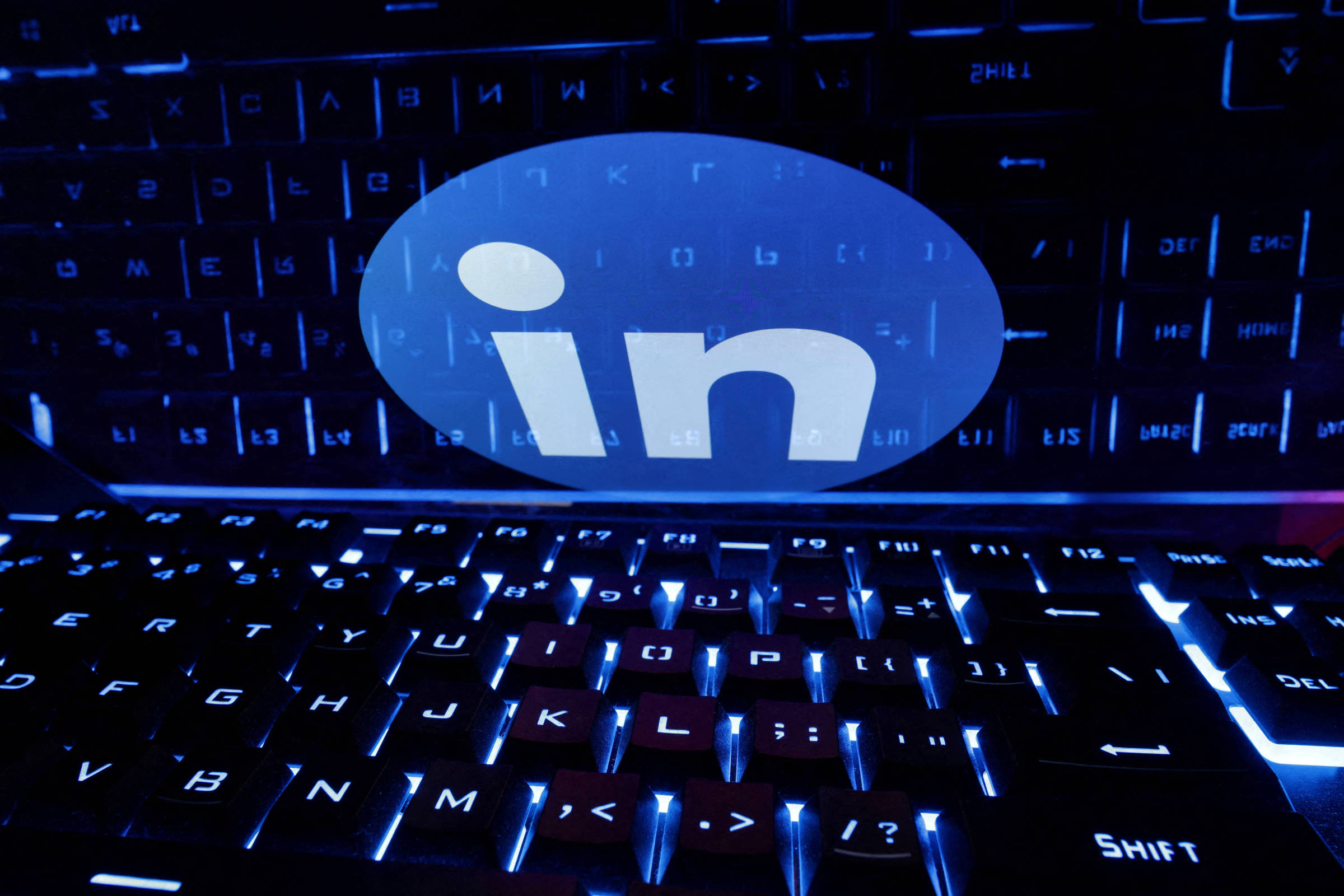 LinkedIn é multado em R$ 1,91 bilhão pela Irlanda – 24/10/2024 – Tec