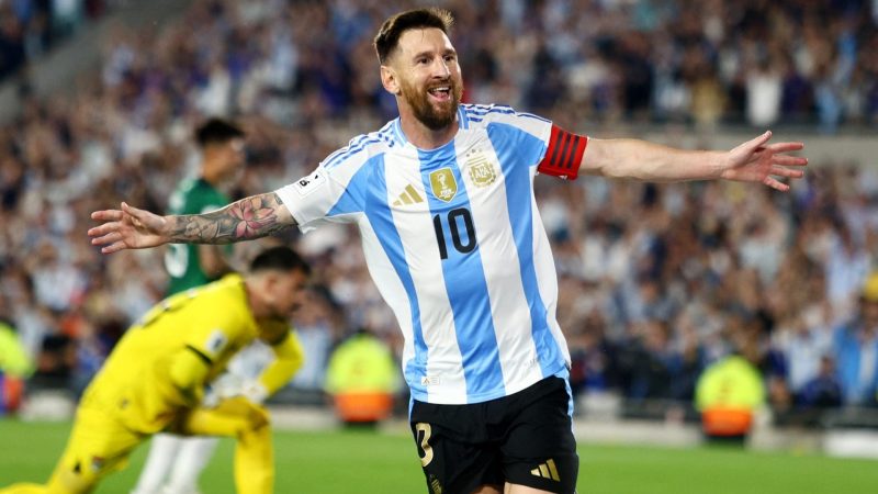 Messi faz 3 gols e Argentina goleia a Bolívia nas Eliminatórias
