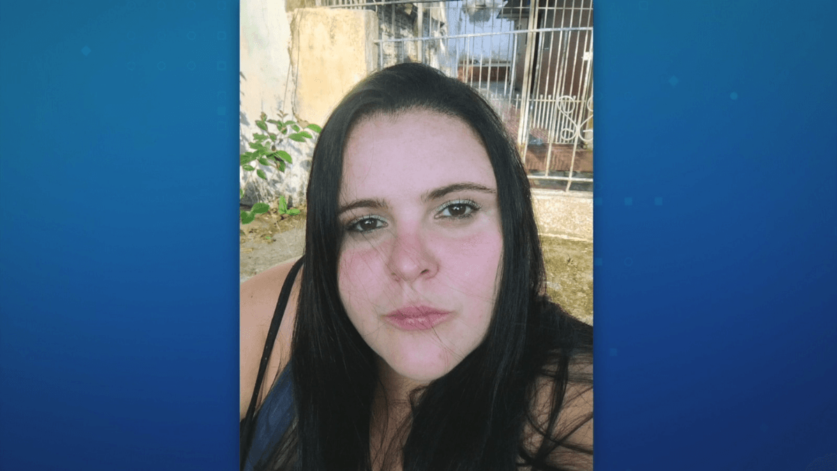 Mulher morre após ser esfaqueada pelo ex na frente dos filhos em São Paulo