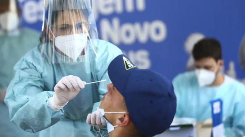 Nova variante da Covid-19, XEC já circula pelo Brasil; saiba se prevenir