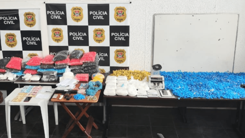 Sete pessoas são presas e grande quantidade de droga é apreendida em Taubaté