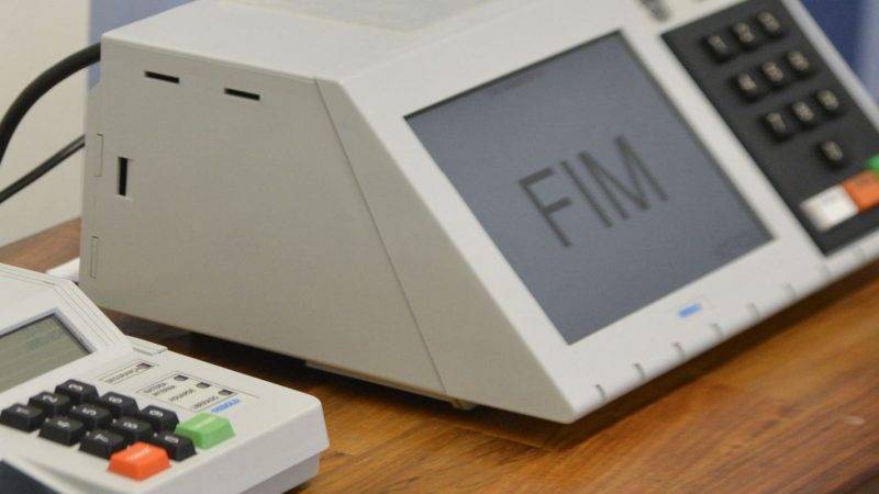 CCJ do Senado adia leitura do parecer do Novo Código Eleitoral