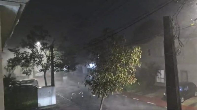 Tempestade causa apagão, derruba árvores e provoca pelo menos três mortes em SP