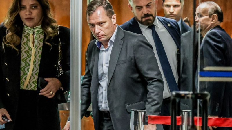 Alexandre de Moraes mantém validade de delação premiada de Mauro Cid