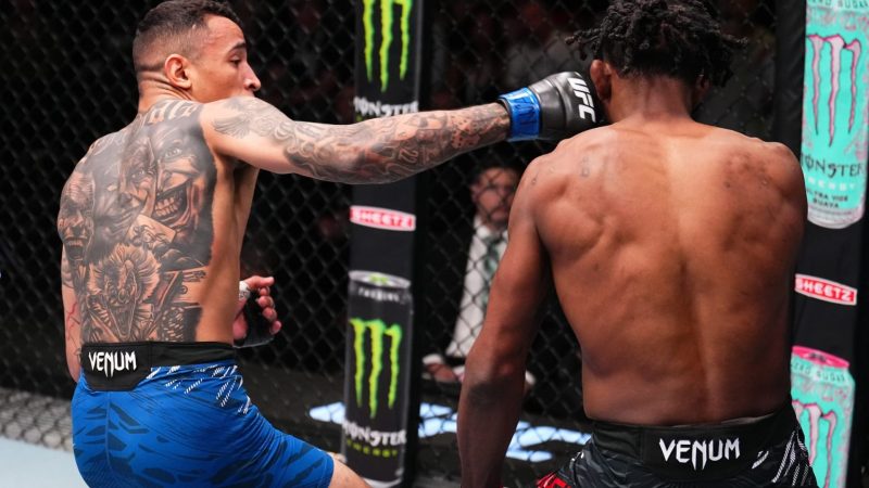 Carlos Prates apaga Neil Magny com nocaute brutal no main event; veja como foi