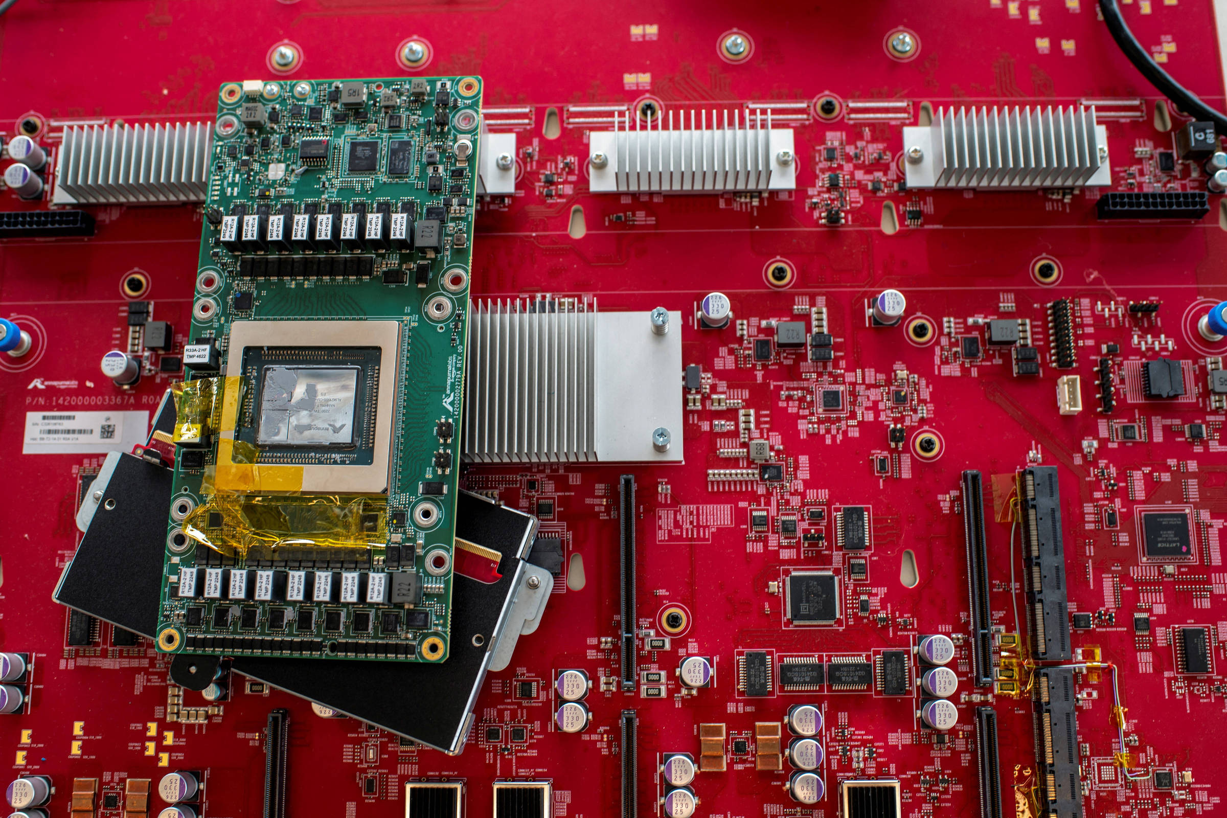 Chips: EUA acertam subsídio de US$ 7,86 bi à Intel – 26/11/2024 – Tec