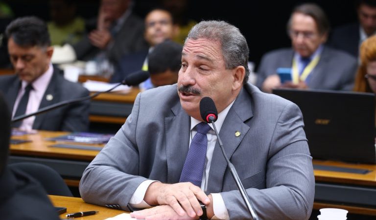 Comissão aprova benefícios fiscais para mulheres rendeiras – Notícias
