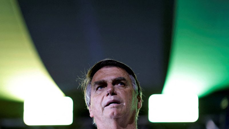 Indiciamento de Bolsonaro provoca delírio no WhatsApp – 25/11/2024 – Encaminhado com Frequência