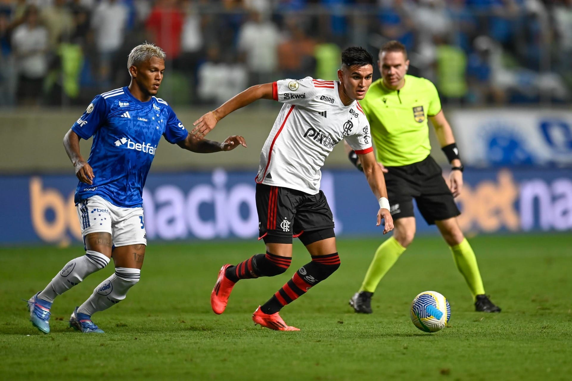 Melhores momentos: Cruzeiro 0 x 1 Flamengo
