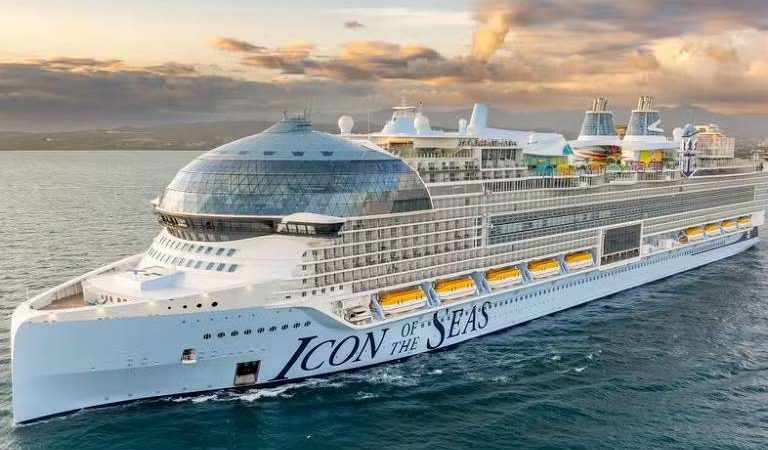 Navio Icon of The Seas, o maior do mundo, pesa 5 Titanics – 25/11/2024 – Turismo