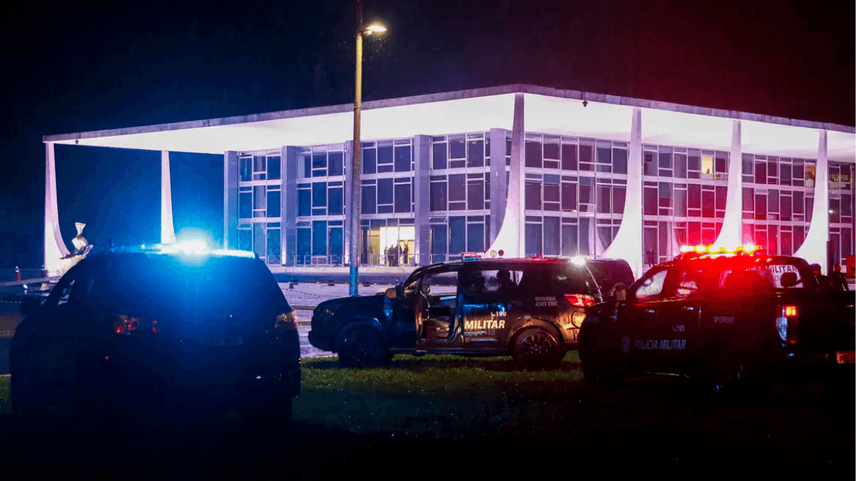PF abre inquérito para apurar explosões no STF e suspeita de ataque premeditado