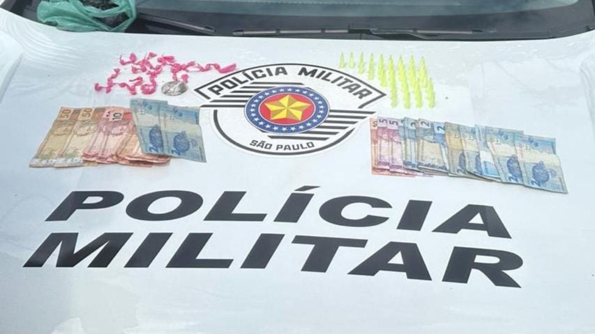 Polícia Militar prende homem por tráfico de drogas em Ilhabela