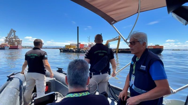 PortosRio é multado após realizar dragagem da Baía de Guanabara sem autorização