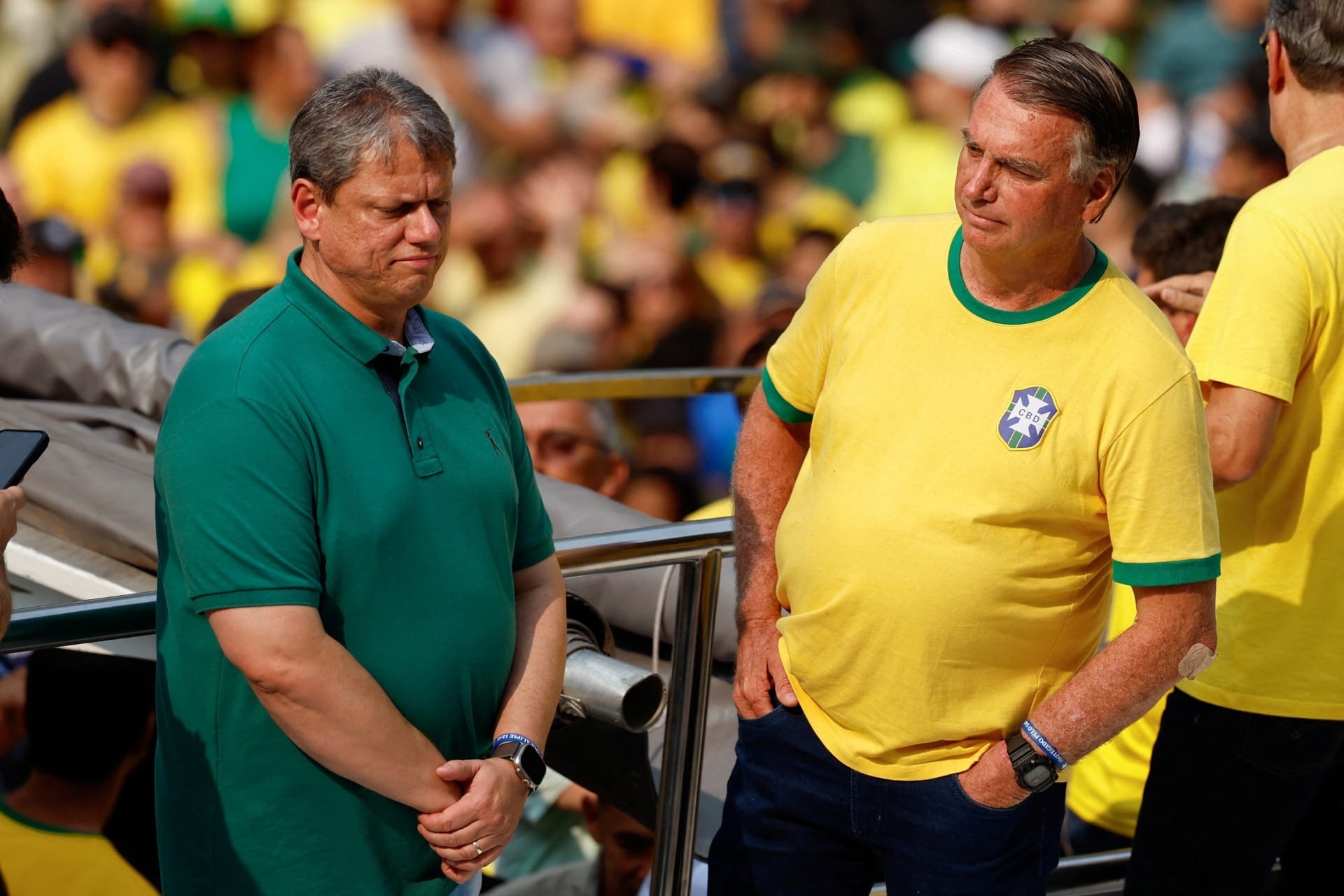 Tarcísio de Freitas critica indiciamento de Bolsonaro pela PF: “Carece de provas”