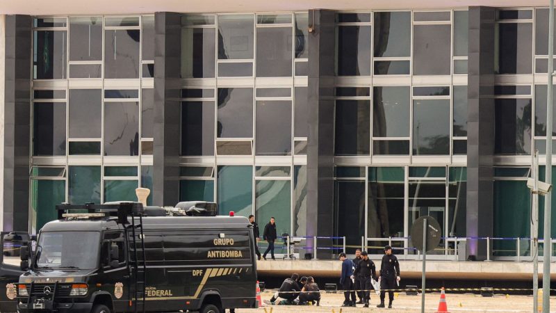 Trailer e celular do suspeito de terrorismo são periciados pela PF