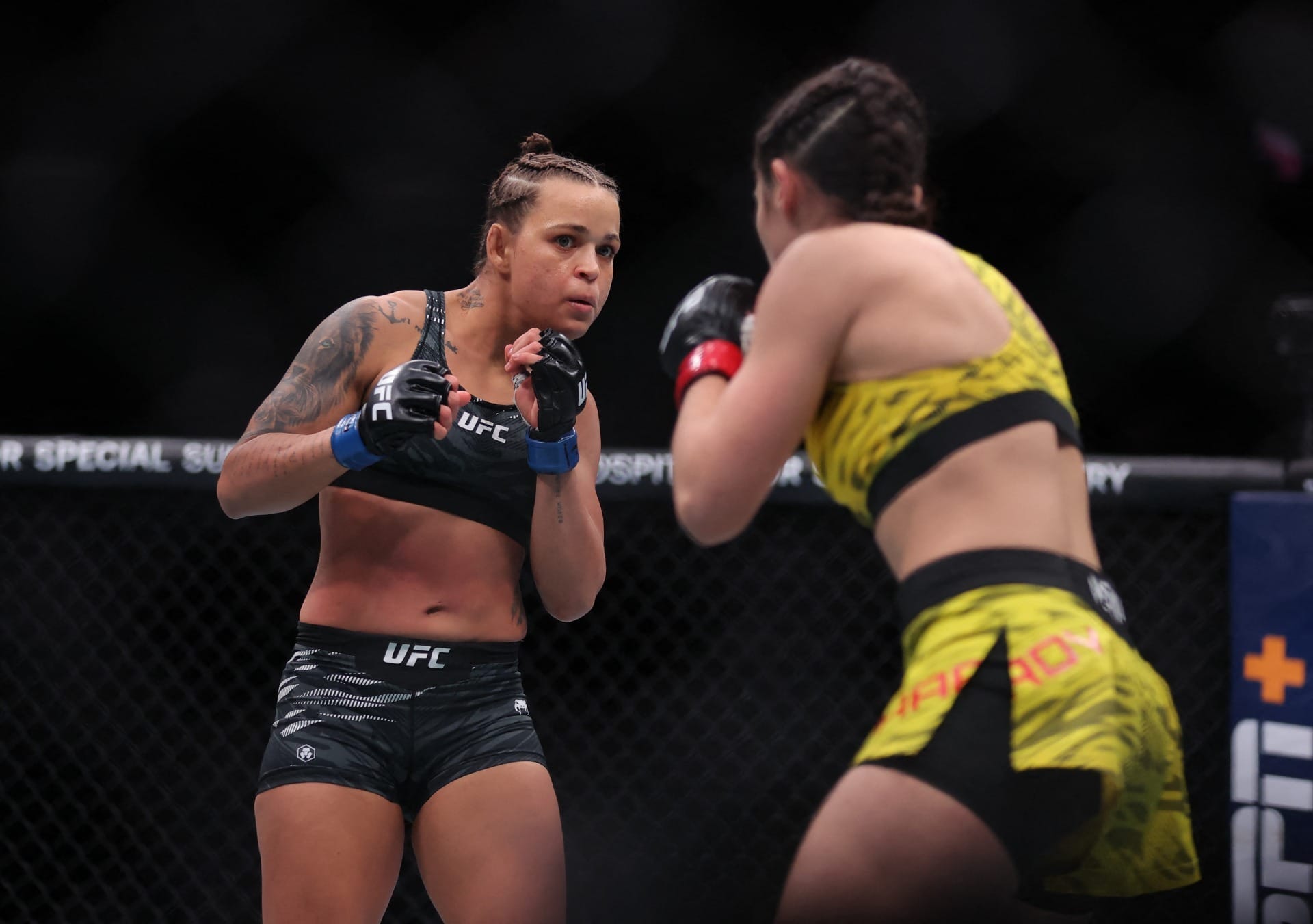 UFC 309: Eduarda Moura abre card preliminar com vitória por decisão unânime