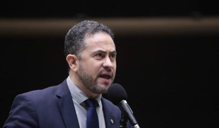 Câmara aprova projeto que flexibiliza política de conteúdo local em contratos de petróleo – Notícias