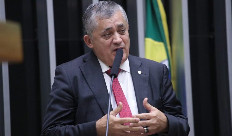 Câmara aprova regime de urgência para duas propostas do ajuste fiscal – Notícias