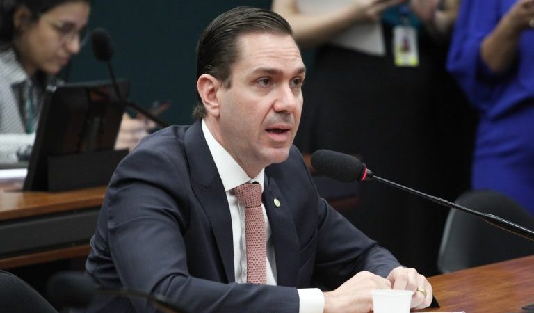 Comissão aprova projeto que cria contribuição para financiar investimentos em turismo – Notícias