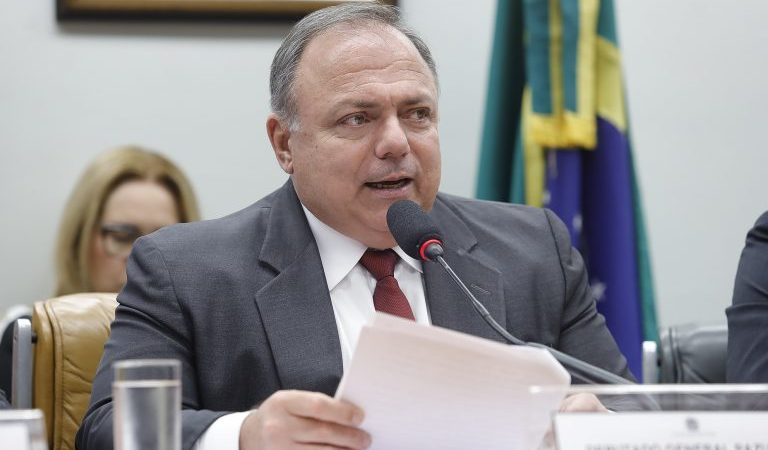 Debatedores defendem mais autonomia do Brasil dentro do Brics – Notícias