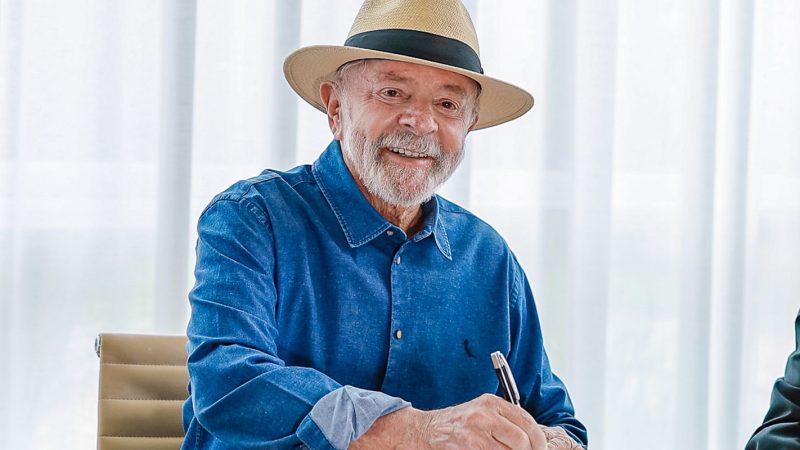 Discurso de Natal: Lula diz que economia é forte e vai cuidar do povo