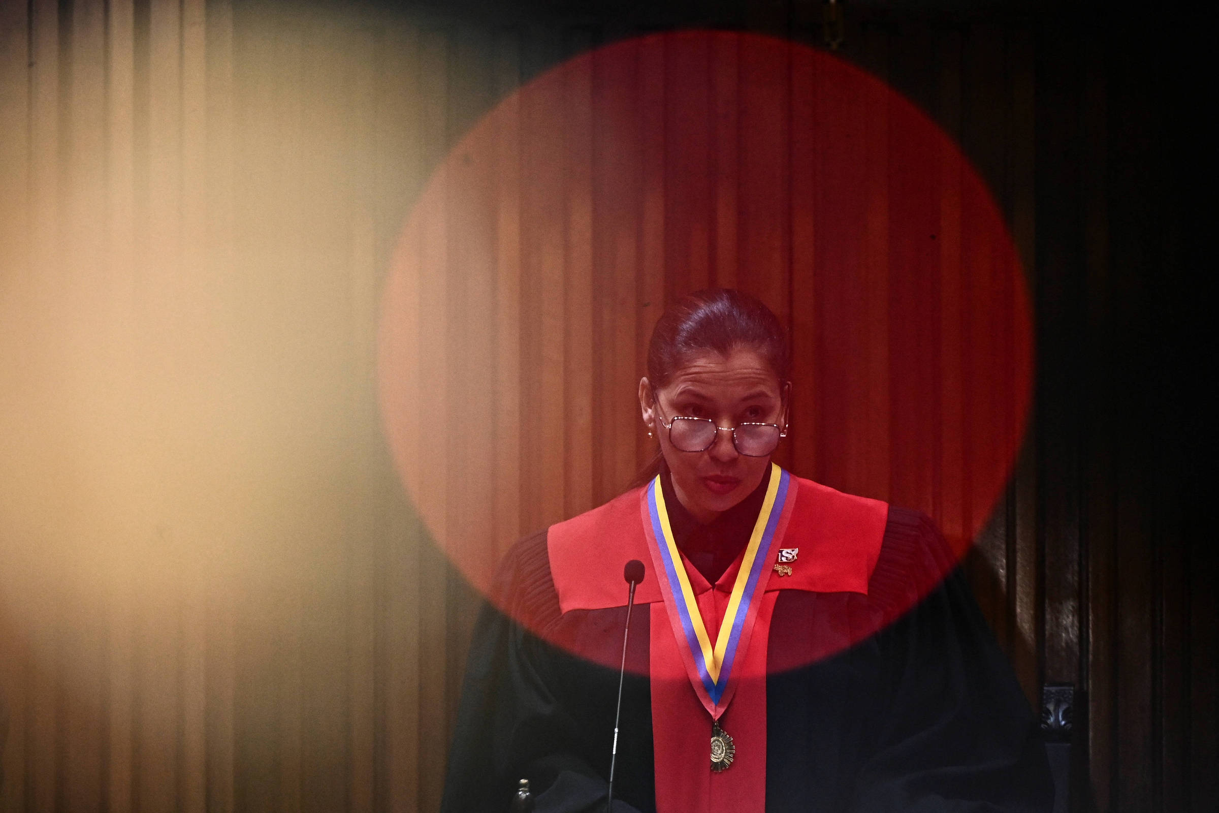 Ditadura da Venezuela multa TikTok em R$ 60 milhões – 30/12/2024 – Mundo