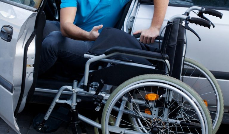 Reforma tributária: texto aprovado prevê restrições à isenção fiscal para carros de pessoas com deficiência – Notícias