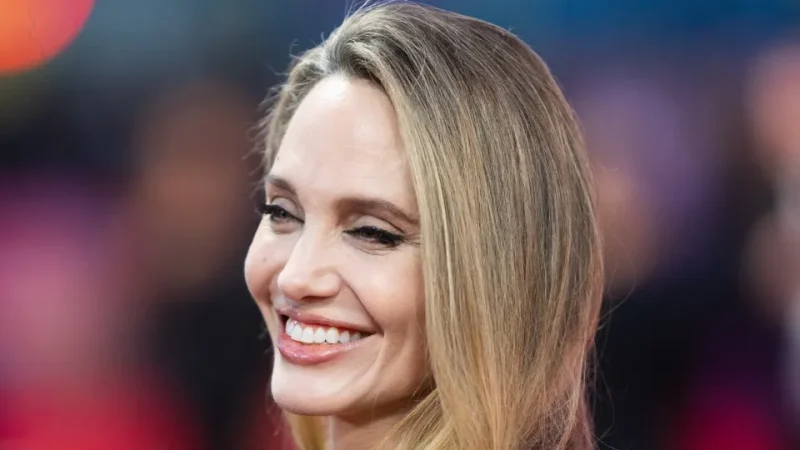 Angelina Jolie tenta uma vaga ao Oscar ao encarnar soprano lendária e trágica