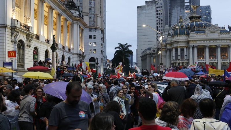 Centrais sindicais rejeitam anistia a golpistas de 8 de janeiro