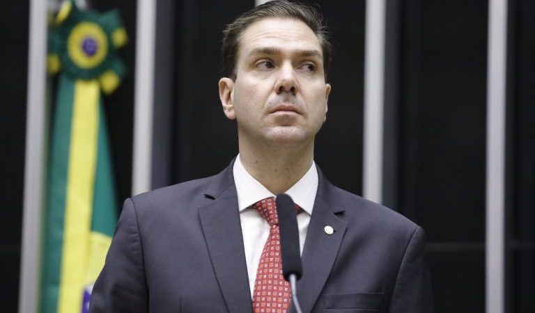 Comissão aprova permissão para hotéis reduzirem três horas na primeira diária – Notícias