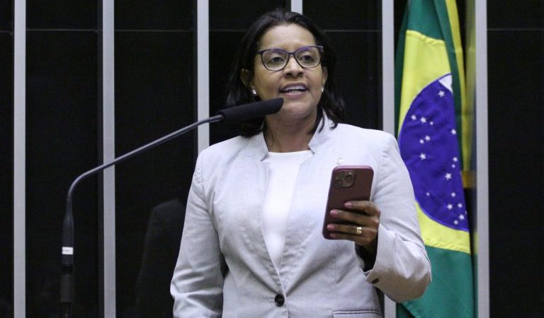 Comissão aprova projeto que responsabiliza bancos por bens dados em garantia pelo cliente – Notícias