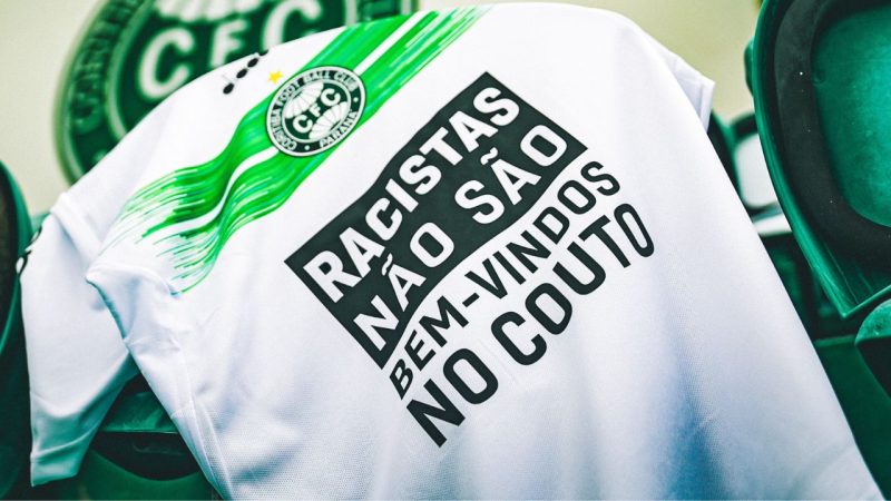 Coritiba troca patrocínio por frase antirracista na camisa após caso Léo Pelé