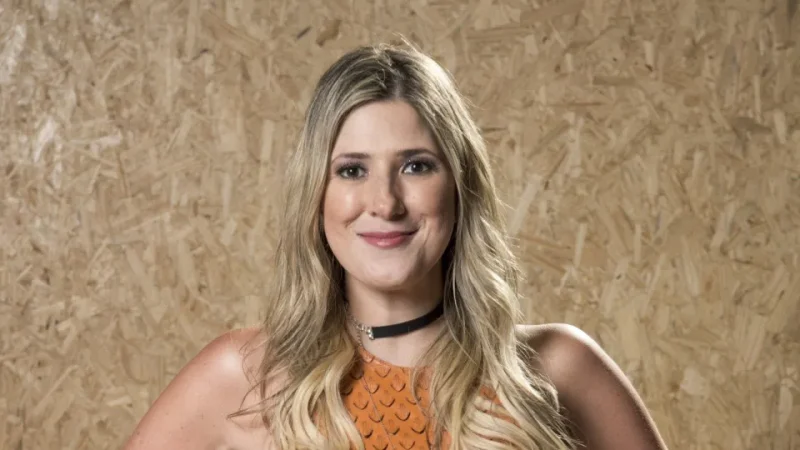Dani Calabresa faz chá revelação e descobre sexo de bebê