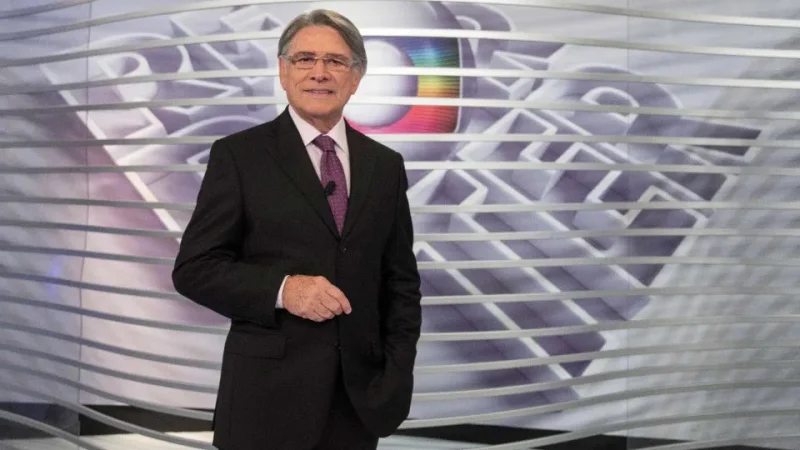 Fora da Globo, Sergio Chapelin surge com visual barbudão e choca internautas