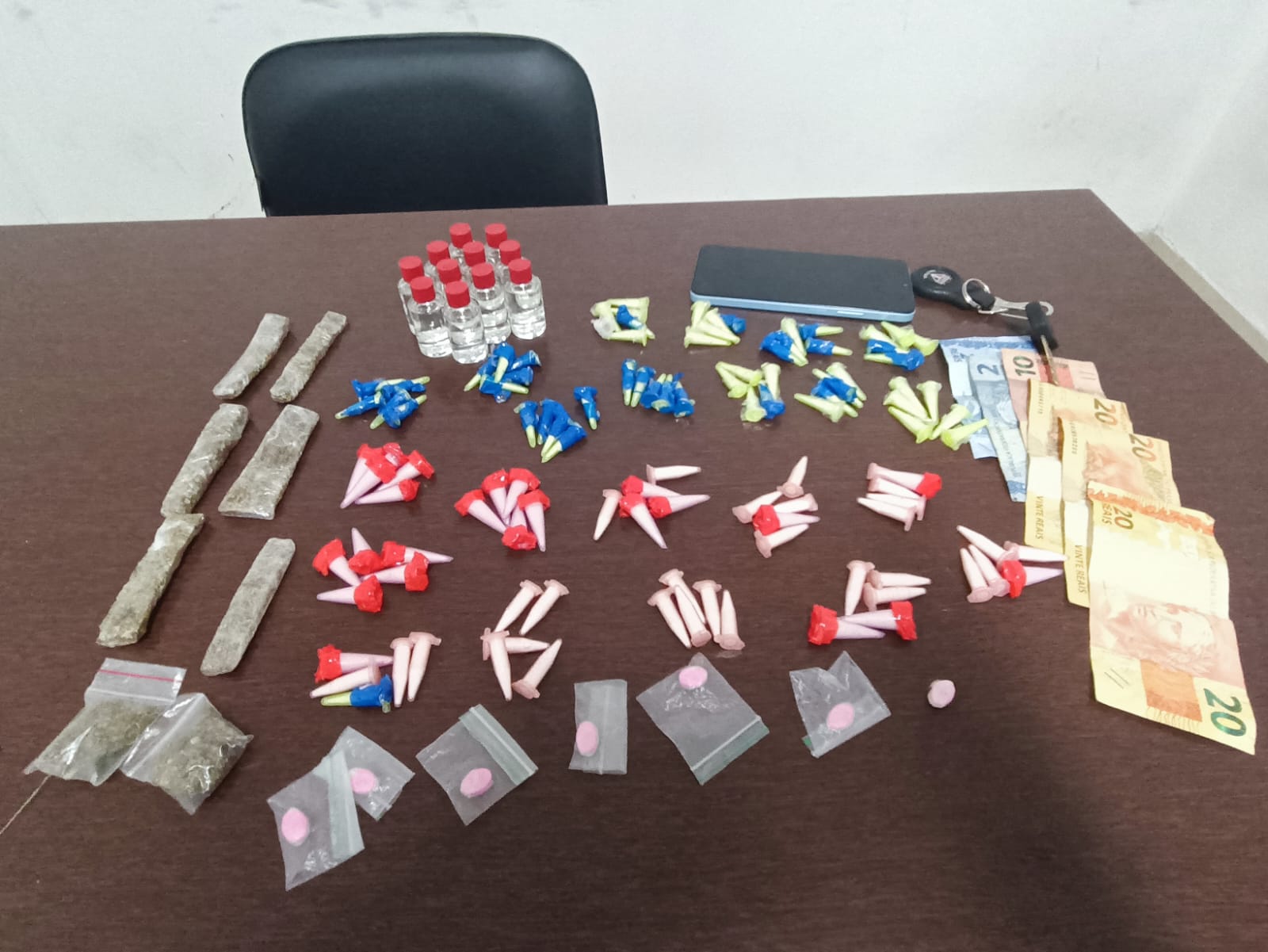Traficante é preso pela Guarda de Sumaré com maconha e cocaína no Maria Antônia