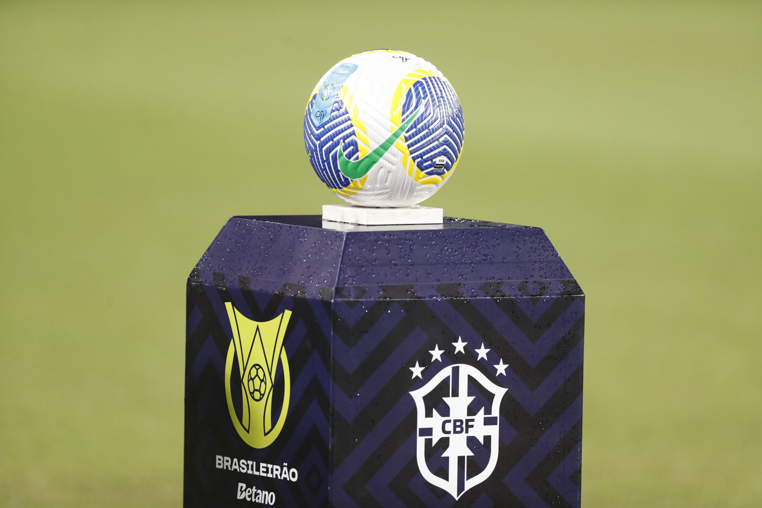 Globo fecha contrato com a LFU para o Brasileirão