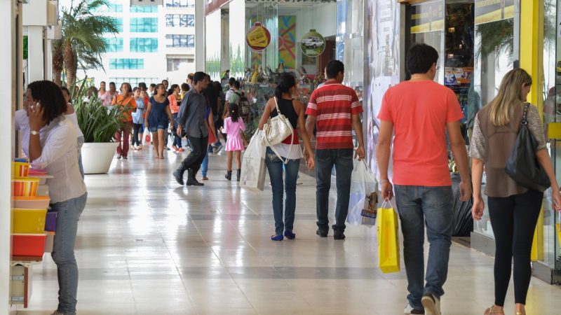 Intenção de compra da famílias tem alta de 0,2% em janeiro