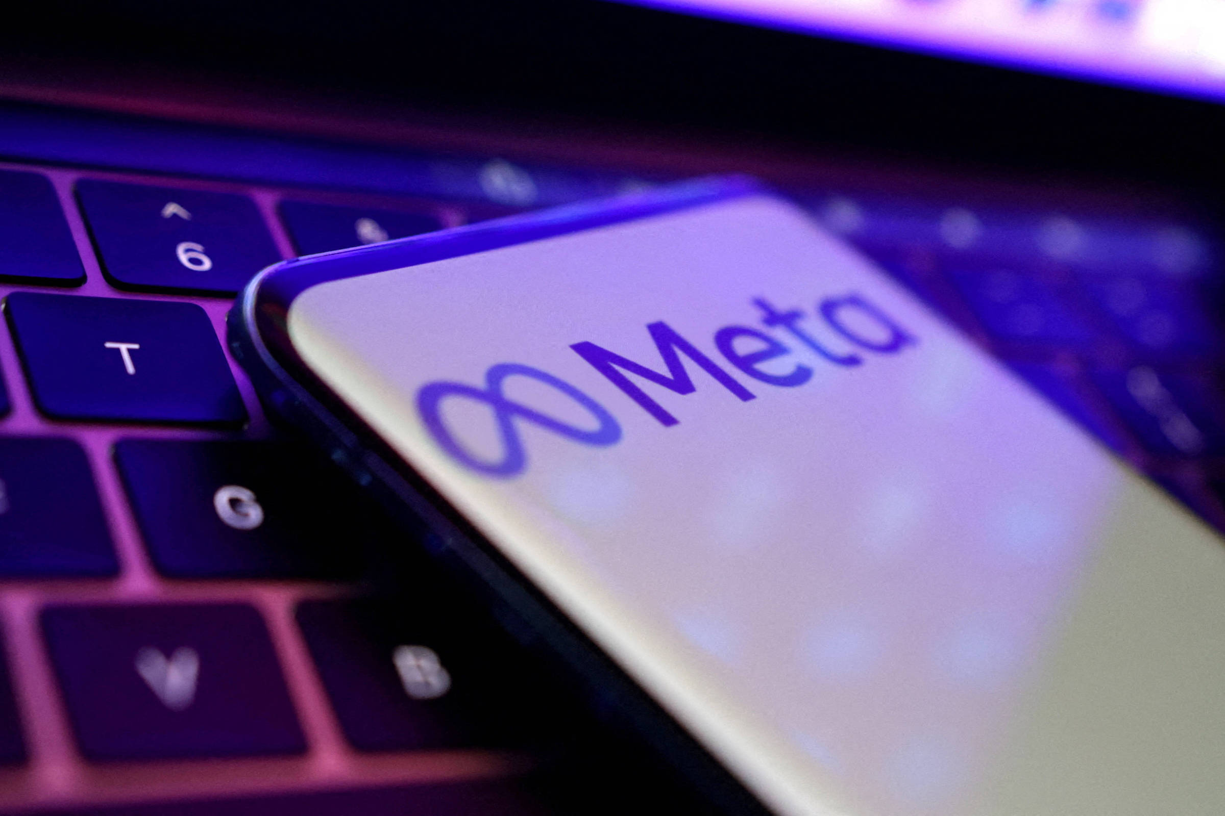 Meta cria tradutor de IA quase instantâneo – 24/01/2025 – Tec