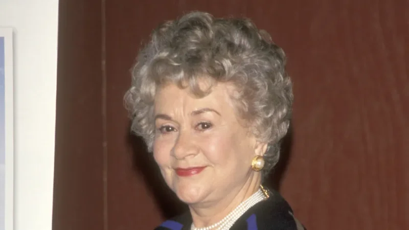 Morre a atriz Joan Plowright, estrela de ‘101 Dalmatas’, aos 95 anos
