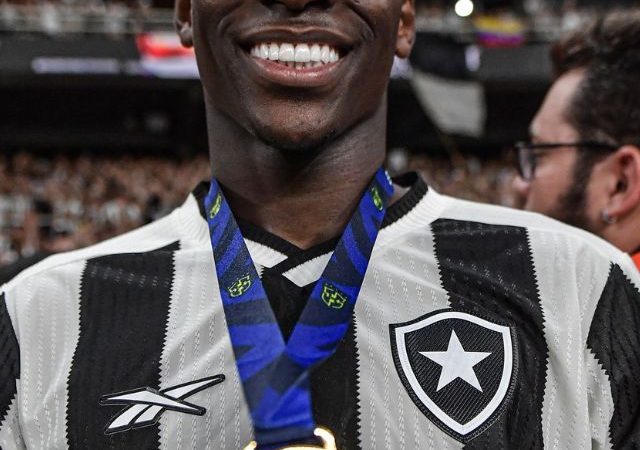 Ranking: Confira os clubes sul-americanos que mais gastaram em 2024