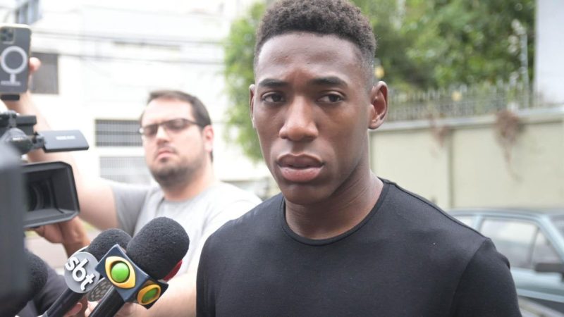 TJD decide sobre interdição do Couto Pereira após injúria racial contra Léo Pelé