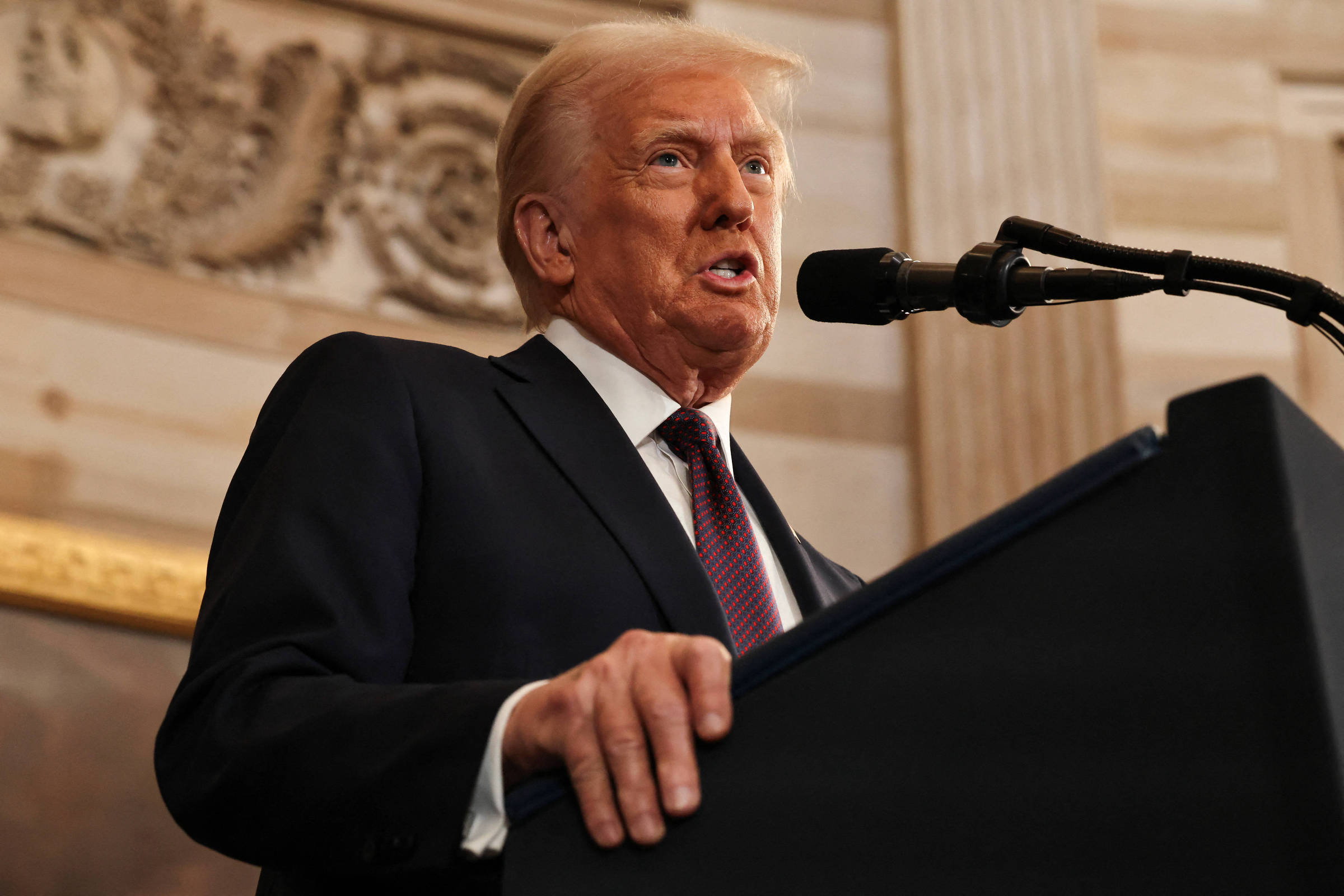 Trump revoga lei de inteligência artificial nos EUA – 20/01/2025 – Tec