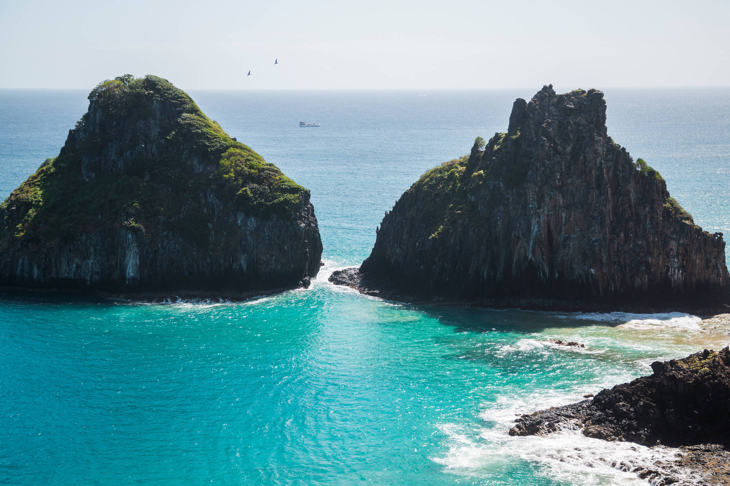 Turistas invadem área proibida para tirar fotos em Noronha – 14/01/2025 – Turismo