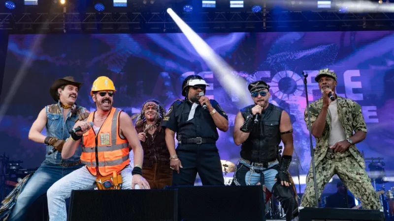 Village People é atração em evento que marca a posse de Trump