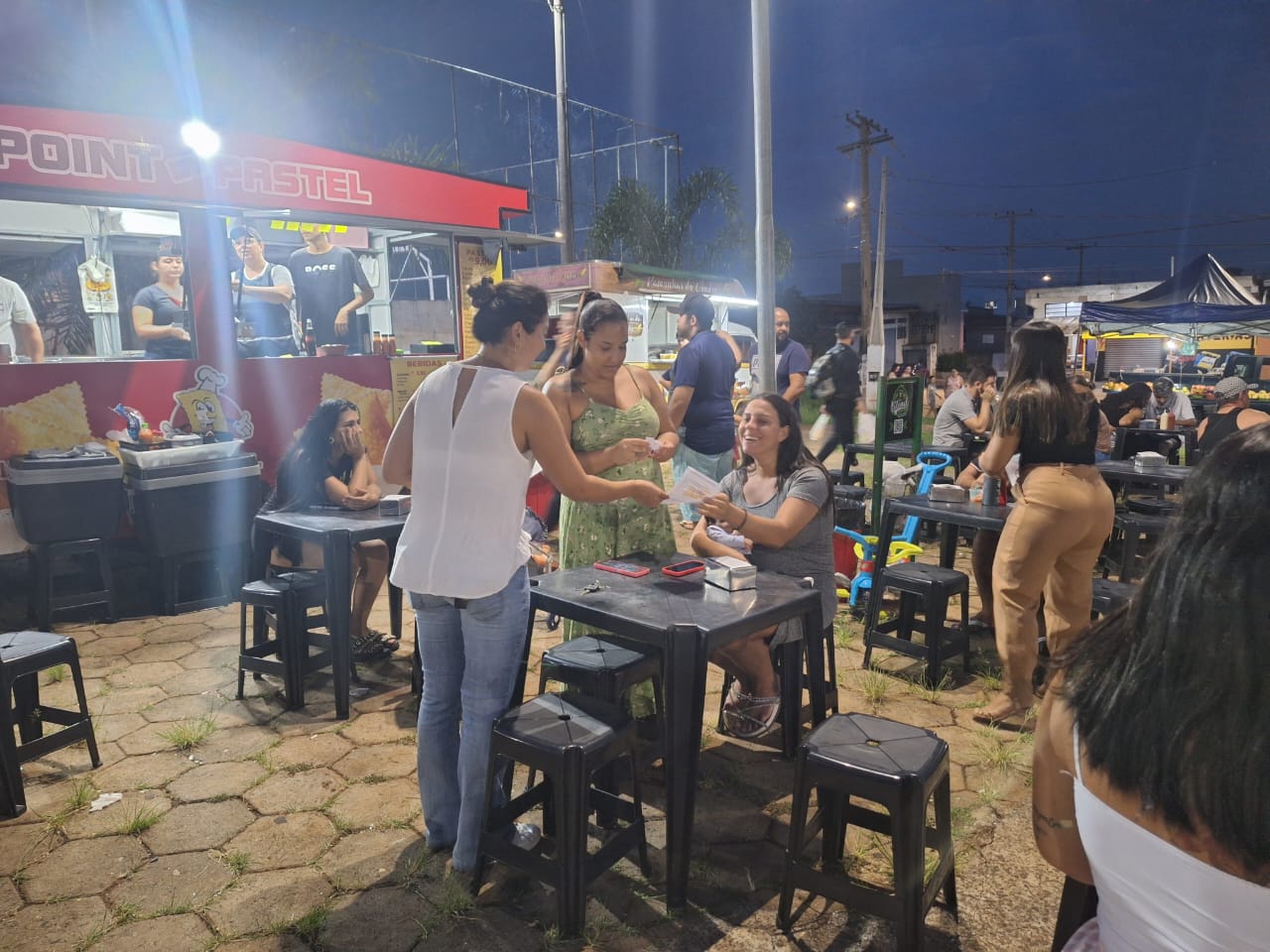 Sumaré promove ações da campanha Janeiro Branco para cuidados da saúde mental nas feiras da cidade
