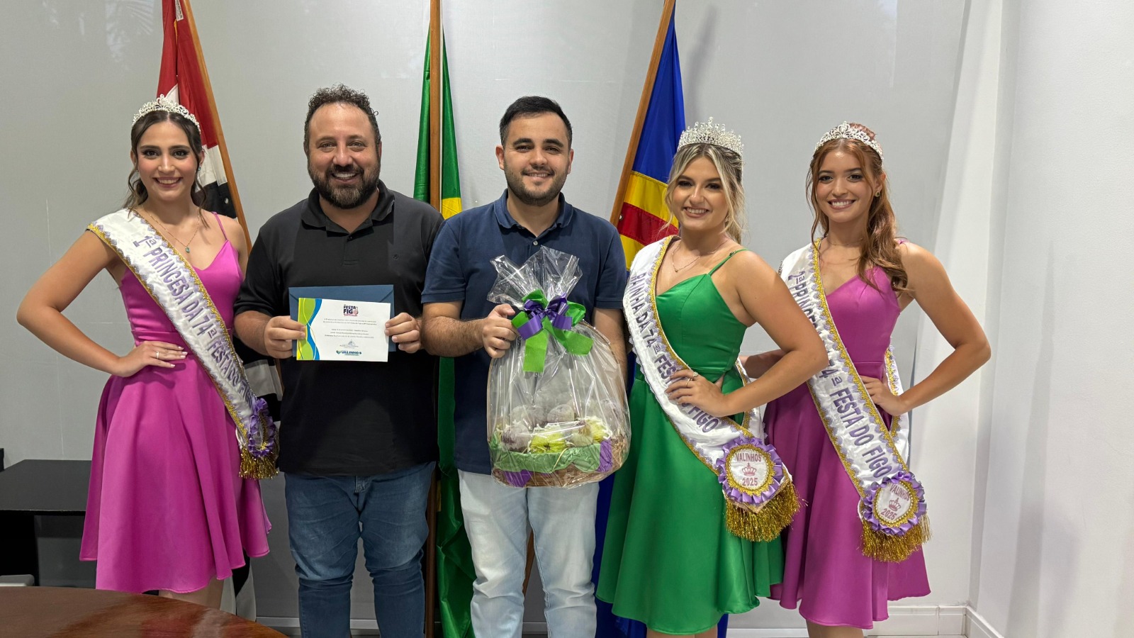 Henrique do Paraíso e André da Farmácia recebem a visita de representantes da 74ª Festa do Figo e da 29ª Expogoiaba de Valinhos